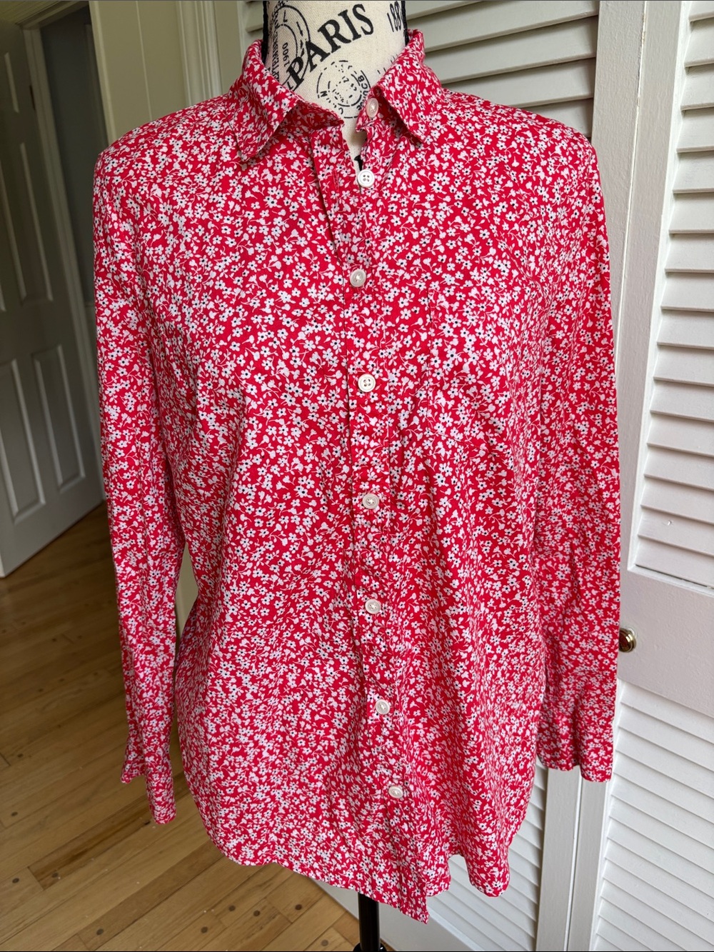 J. Crew Red White Floral Button Down Shirt Blouse Size M
